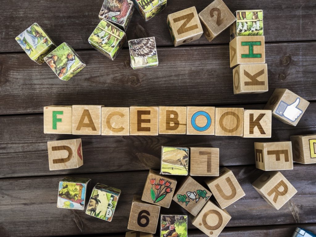 The “back to school” in 4 Facebook news