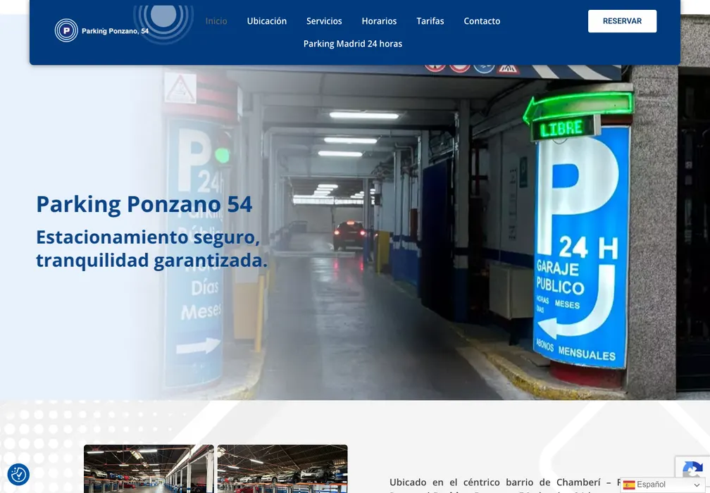 Web de Parking Ponzano 54 con la entrada del aparcamiento y acceso a reservas
